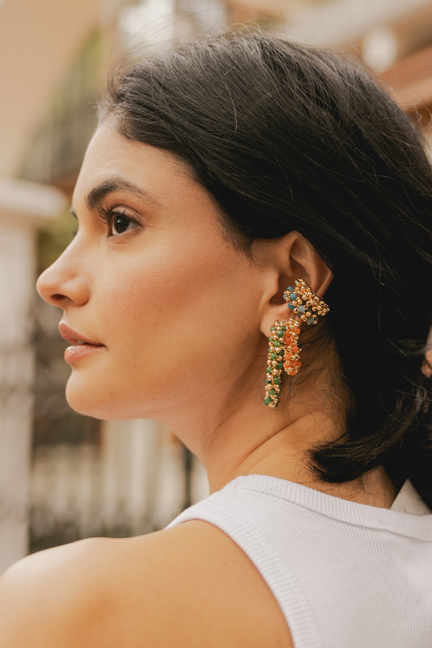 Comparanción entre arracada grande y pequeña.