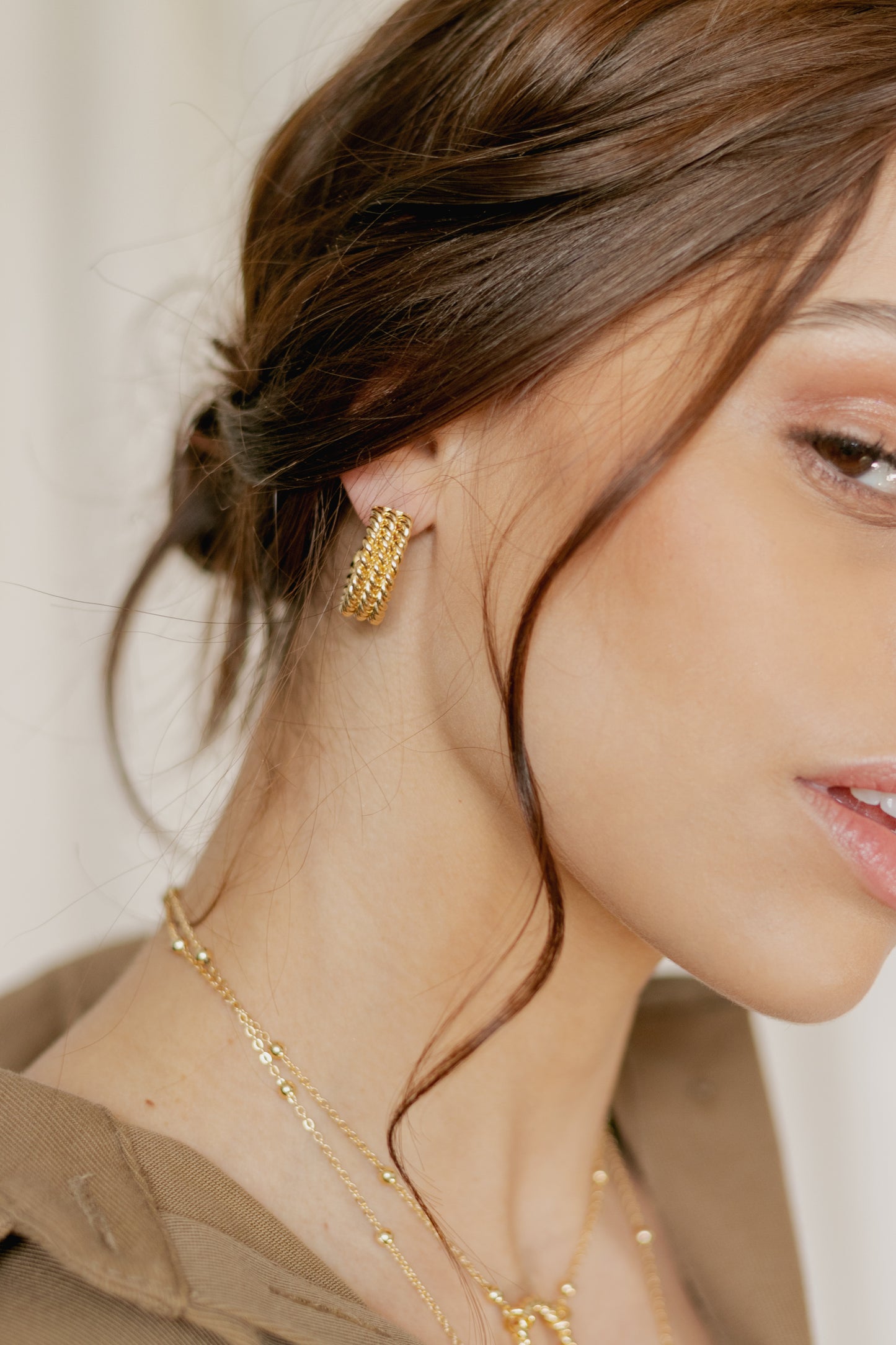 ARRACADA MIMBRE PEQUEÑA TEJIDO GRUESO